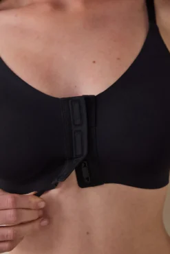 Sujetador triangular sin aros con abertura frontal fácil de abrir