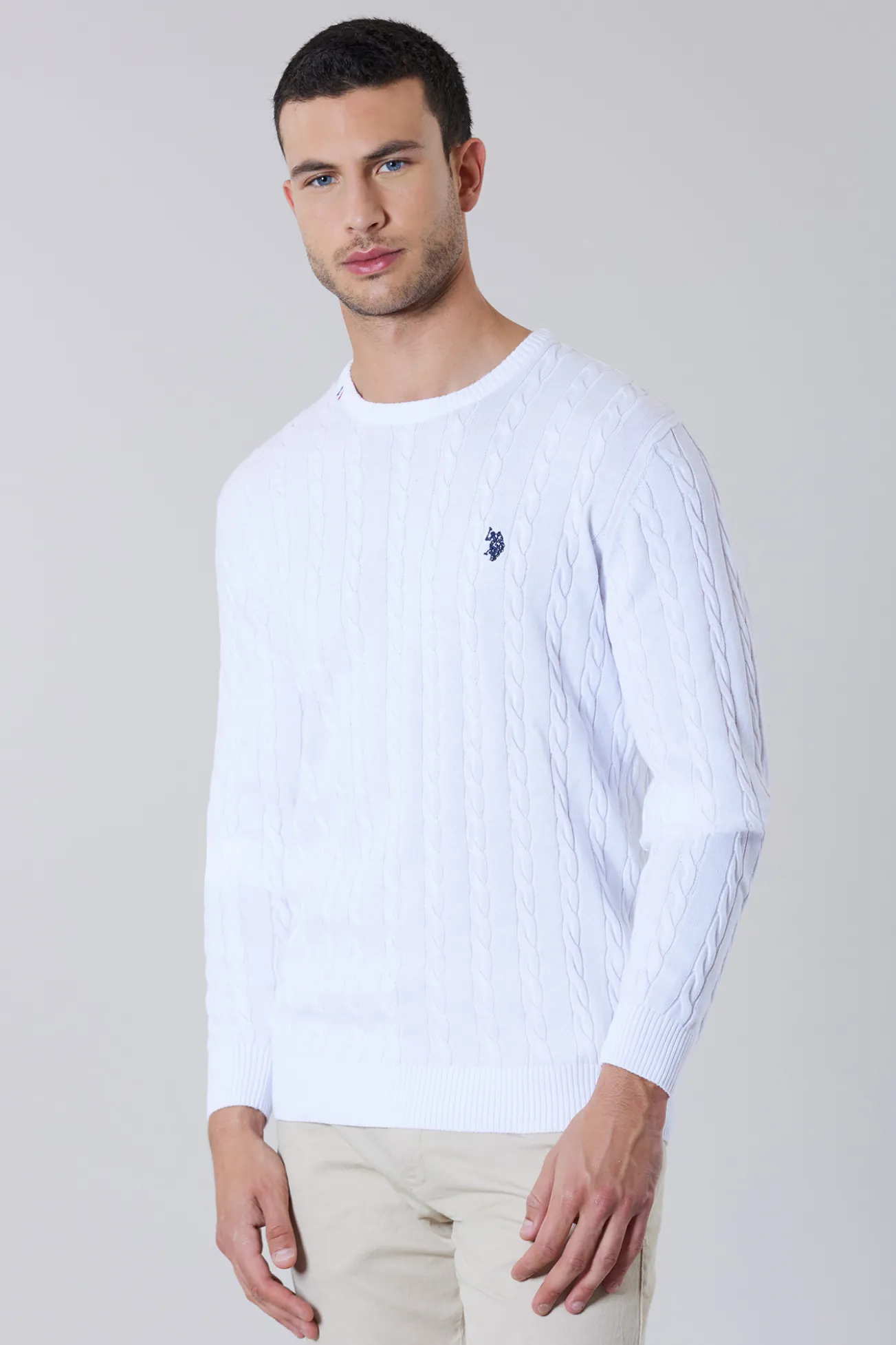 Suéter cuello redondo