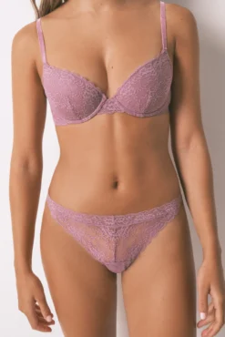 Tanga tira encaje rosa