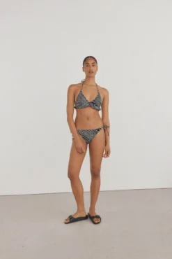 Top bikini halter volante