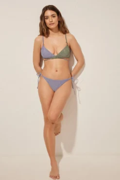 Top bikini verde brillante