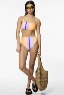 Top de bikini bandeau estamapado