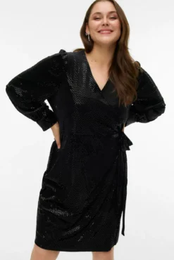 Top detalles brillantes talla grande