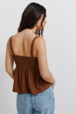 Top tirantes estructura crochet lazo