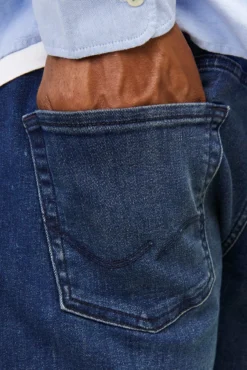 Vaquero slim cinco bolsillos