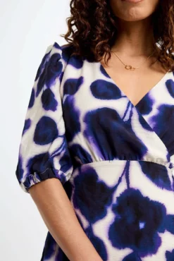 Vestido acampado estampado