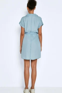 Vestido camisero corto