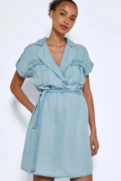 Vestido camisero corto