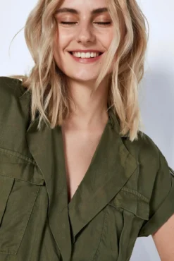 Vestido camisero corto