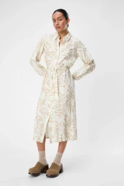 Vestido camisero de lino