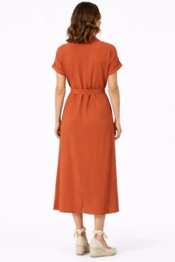 Vestido camisero midi con lúrex