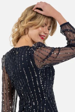 Vestido con escote cruzado
