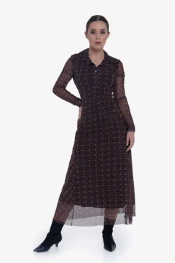 Vestido con estampado de flores