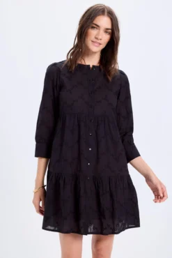 Vestido corto bordado