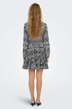 Vestido corto camisero