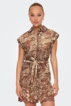Vestido corto camisero