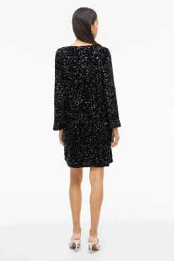 Vestido corto con lentejuelas