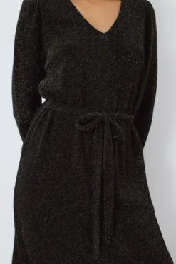 Vestido corto con lúrex