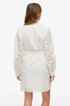 Vestido corto de encaje inglés