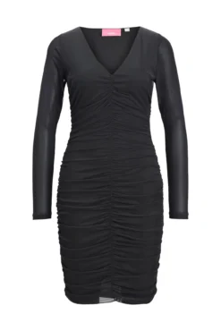 Vestido corto de malla forrado de mujer