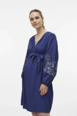 Vestido corto de manga larga maternity