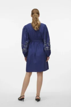 Vestido corto de manga larga maternity