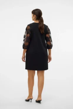Vestido corto de manga larga talla grande