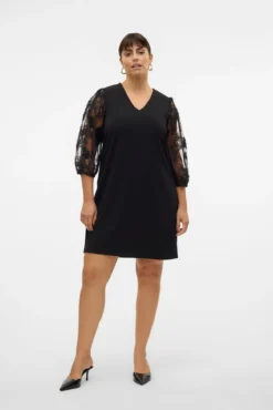 Vestido corto de manga larga talla grande