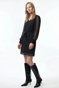 Vestido corto de plumeti
