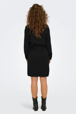 Vestido corto de punto