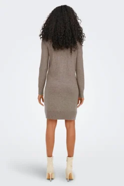 Vestido corto de punto