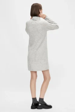 Vestido corto de punto
