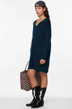 Vestido corto de punto