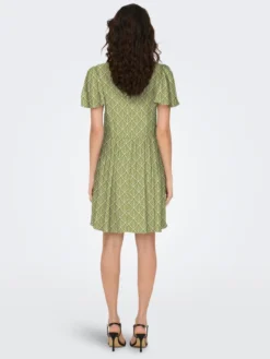 Vestido corto escote en V