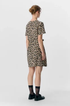 Vestido corto estampado