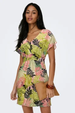 Vestido corto estampado floral