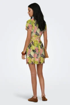 Vestido corto estampado floral