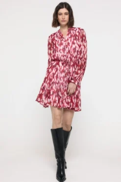 Vestido corto fluido manga larga