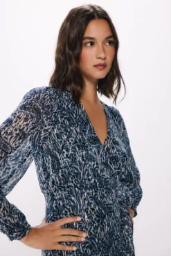 Vestido corto gasa estampado lurex