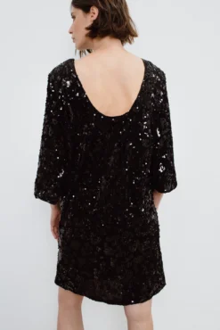 Vestido corto lentejuelas