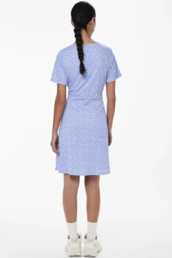 Vestido corto manga corta