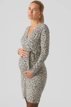 Vestido corto Maternity