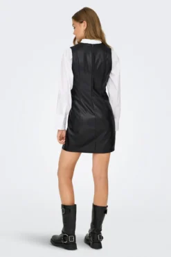 Vestido corto piel vegana