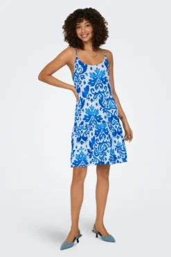 Vestido corto sin mangas