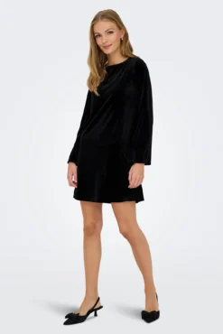 Vestido corto terciopelo
