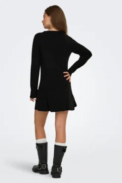 Vestido corto volante