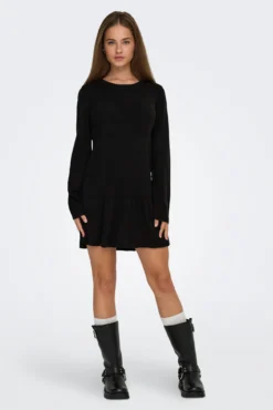 Vestido corto volante