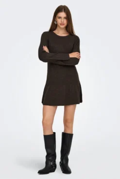 Vestido corto volante