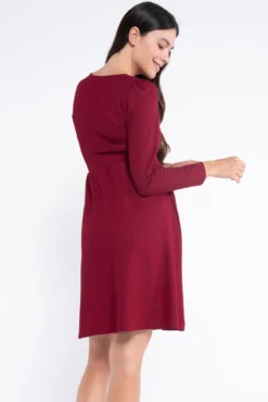 Vestido de lactancia con escote cruzado