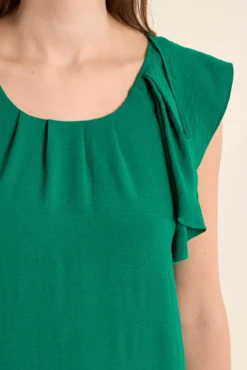 Vestido de manga corta de mariposa con pliegues